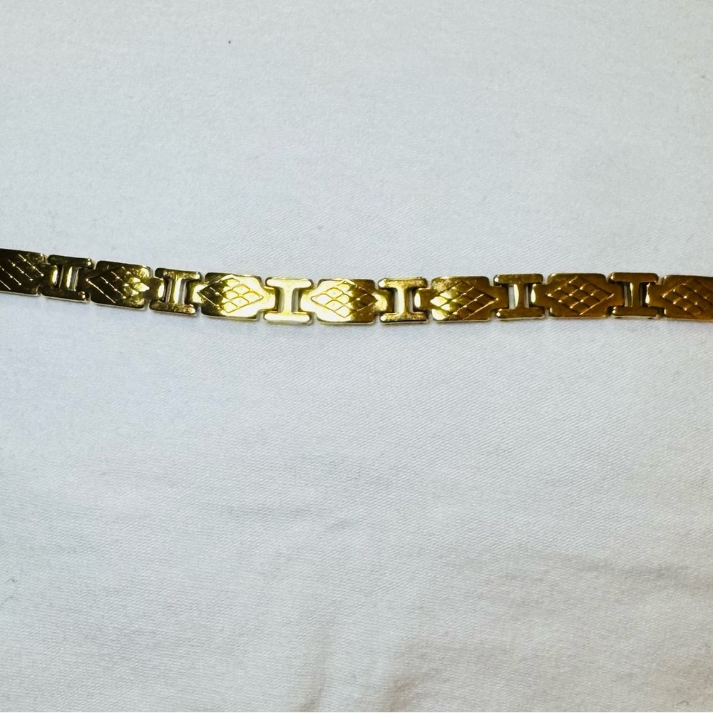 NEW NEVER USED Gold-Tone Men's Bracelet